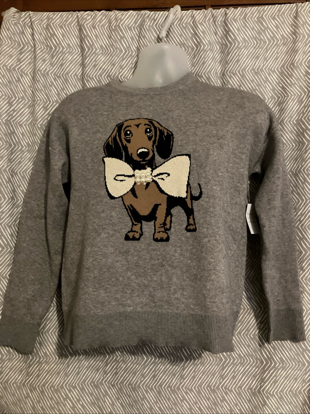 NEW Nikka K Adorable Grayish Dachshund  Big Bow With Pearls Sweater -medium